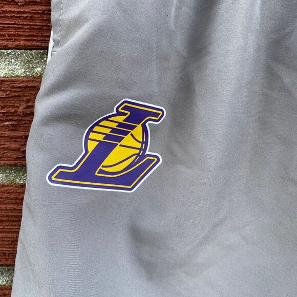 Youth Los Angeles Lakers‎ Gray Heat Wave Swim Trunks - Picture 5 of 8